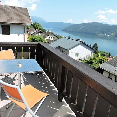 Oasis Guest house 3*